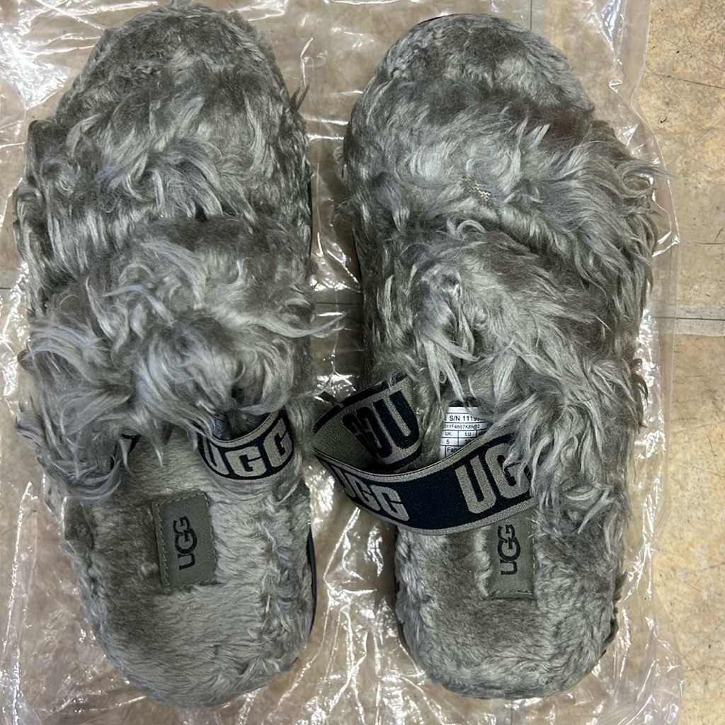 Ugg